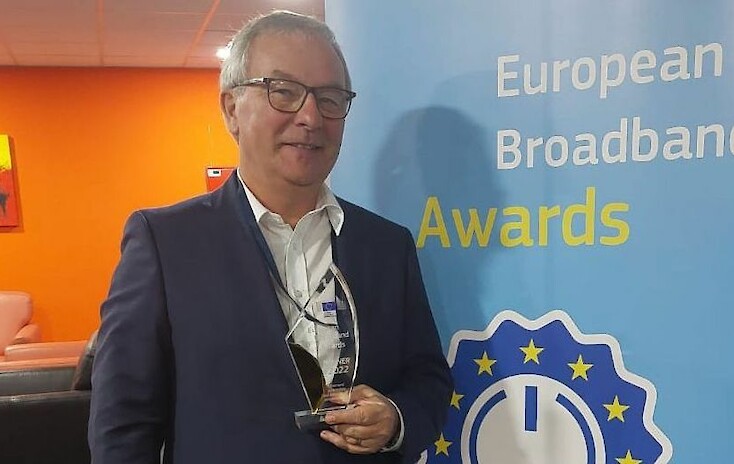 Liechtensteins Glasfasernetz gewinnt den European Broadband Award 2022